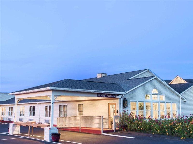 Knights Inn Hadley Ngoại thất bức ảnh